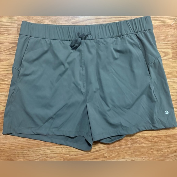 Willit size XXL NWT Light Gray Fabric Material - Picture 1 of 4